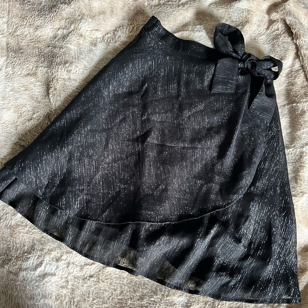 NWT Francesca’s Wrap Skirt